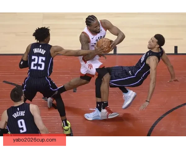 小卡手腕带伤征战猛龙全场坚持展现顽强斗志 小卡手腕带伤征战猛龙全场坚持展现顽强斗志